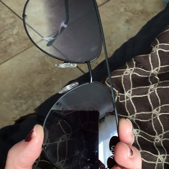 NeW! Quay High Key MINI sunglasses - Picture 7 of 7